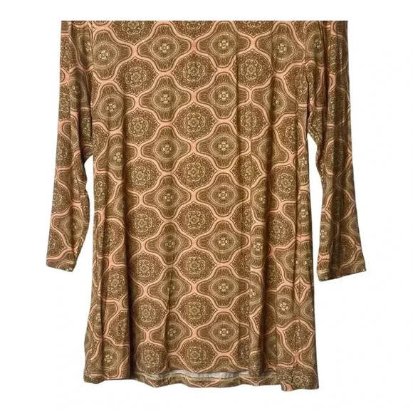 2006. SOFT SURROUNDINGS BEADED 3/4 SLEEVE TUNIC TOP SIZE MEDIUM V NECKLINE - Picture 7 of 7